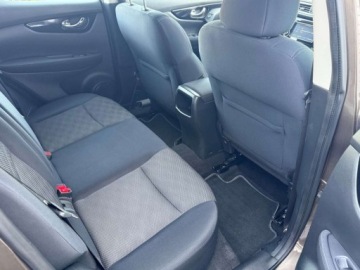 Nissan Qashqai II Crossover 1.2 DIG-T 115KM 2015 Nissan Qashqai Sliczny Qashqai 1.2Benz.115KM Navi Kamera Grzane Fotele Par, zdjęcie 26