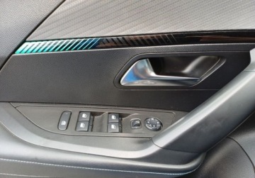 Peugeot 2008 II e-SUV Elektryczny 50kWh 136KM 2021 Peugeot 2008 93 e-2008 Allure Pack 136 KM I wl. Gwarancja 136KM, zdjęcie 33