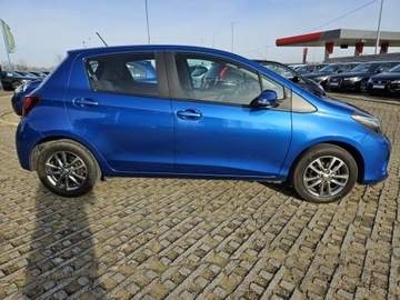 Toyota Yaris III Hatchback 5d Facelifting 1.33 Dual VVT-i 99KM 2014 Toyota Yaris 1.3 Benzyna 100KM kamera, zdjęcie 17