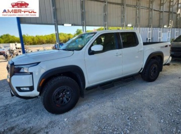 Nissan 2026 Nissan Frontier S 2026 3.8 Benzyna 310KM