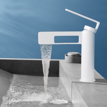 Смеситель для ванной комнаты с водопадом, горячий смеситель и