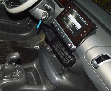 Citroen C4 Cactus Crossover 1.2 PureTech 82KM 2016 CITROEN C4 CACTUS 1.2 82 KM, zdjęcie 36