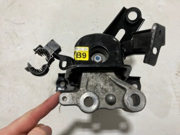 ПОДУШКА ДВИГАТЕЛЯ AURIS II HYBRID PAW СПРАВА