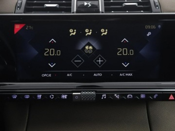  DS Automobiles DS 7 Crossback 2.0 HDi Automat, zdjęcie 26