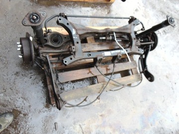 HYUNDAI IX35 BELKA ZAWIESZENIA TYLNEGO 4WD 4X4