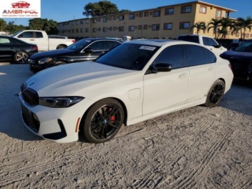 BMW Seria 3 G20-G21 2024 BMW Seria 3 330E 2024 2.0 Hybryda Plug-in 288KM