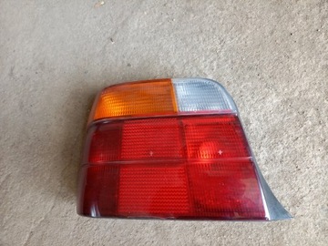 BMW E36 COMPACT LEWA TYLNA LAMPA