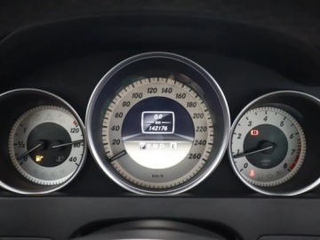 Mercedes Klasa C W204 Limuzyna 1.8 200 CGI BlueEFFICIENCY 184KM 2011 Mercedes C C 200, Salon Polska, Automat, Skóra, zdjęcie 10