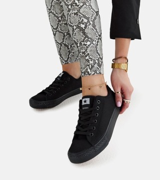 Hers Trampki damskie czarne sneakersy r. 39