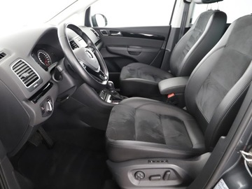 Volkswagen Sharan II Van Facelifting 1.4 TSI 150KM 2021 Volkswagen Sharan 1.4TSI 150KM 7os Webasto Panoram, zdjęcie 9