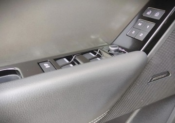 Land Rover Range Rover Velar SUV 2.0 204KM 2021 Land Rover Range Rover Velar Velar MY21 2.0D TD4 204 PS AWD Auto S FV23, zdjęcie 19