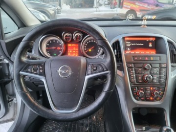 Opel Astra J Sports Tourer Facelifting 1.4 Turbo ECOTEC 140KM 2015 Opel Astra 1.4 Turbo Opłaty Zapraszamy !!!, zdjęcie 2