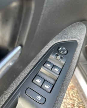 Peugeot 5008 II Crossover 1.6 BlueHDI 120KM 2018 Peugeot 5008 Niemcy,Automat,7 osob,Navi 1.6 Diesel 120KM, zdjęcie 9