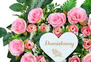 Сердце из РОЗ/ПАСТЕЛЬ 50 х 50 на подставке.