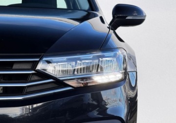 Volkswagen Passat B8 Variant Facelifting 1.5 TSI EVO 150KM 2022 Volkswagen Passat Reflektory LED FrontLane Assist ACC Salon PL FVAT23, zdjęcie 8