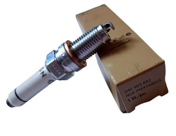 Świeca zapłonowa NGK ORYGINAŁ VW 04E905602 TSI