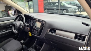 Mitsubishi Outlander III SUV Facelifting 2015 2.0 MIVEC 150KM 2016 Mitsubishi Outlander 2.0BENZ manual kamera climatronic 1rej 2017 bezwypadek, zdjęcie 23
