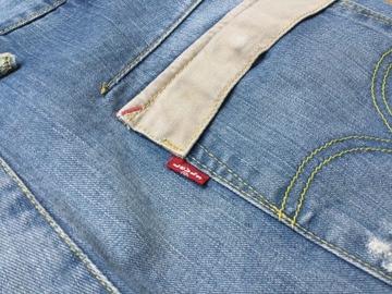 Modne damskie jeansy Levi's - 29/32 - pas: 80 !