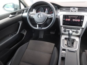 Volkswagen Passat B8 Limousine Facelifting 1.5 TSI EVO 150KM 2019 VW Passat 1.5 TSI, Salon Polska, Serwis ASO, zdjęcie 6