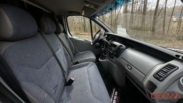 Renault Trafic II Kabina 2.0 dCi 115KM 2009 Renault Trafic Kamper 2.0dci klima kuchenka zlew lozko WC tv przetwornica, zdjęcie 26