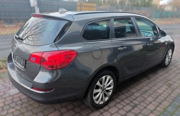 Opel Astra J Sports Tourer Facelifting 1.4 Turbo ECOTEC 120KM 2012 OPEL ASTRA J 1.4 Turbo 150 Lat Opla, zdjęcie 10