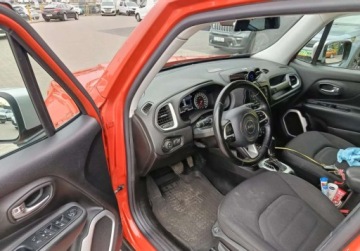 Jeep Renegade SUV 1.4 MultiAir 140KM 2015 Jeep Renegade Pierwszy wlasciciel. Salon Polska 1.4 Benzyna 140KM, zdjęcie 9