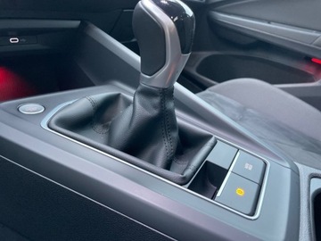 Volkswagen Golf VIII Hatchback 1.5 TSI EVO 150KM 2021 Volkswagen Golf 1.5 TSI EVO 150 KM STYLE BEZWYPADKOWY I- WLASCICIEL, zdjęcie 27