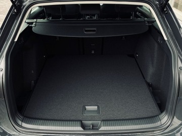 Volkswagen Golf VIII Hatchback Facelifting 2.0 TDI 150KM 2025 Volkswagen Golf Variant Life 2.0 TDI 150 KM automa, zdjęcie 22