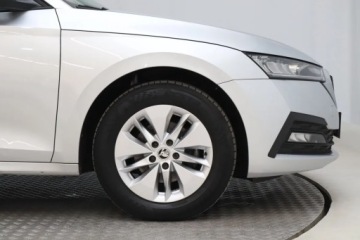 Skoda Octavia IV Kombi 2.0 TDI 115KM 2022 Skoda Octavia 2.0 TDI, 1. Właściciel, Serwis ASO, zdjęcie 14