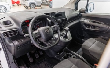 Toyota 2022 Toyota Proace City City 1.5 D-4D Standard 2,3t Active 1.5 Diesel 102KM, zdjęcie 4