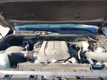 Toyota Tundra II 2021 Toyota Tundra 2021r., SR5, od ubezpieczalni 5.7 Benzyna 381KM, zdjęcie 12