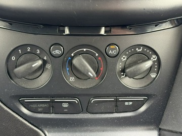 Ford Focus III ST 2.0 EcoBoost 250KM 2014 Ford Focus 2.0 16V EcoBoost ST 250KM 2014r. Recaro, zdjęcie 21