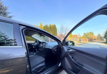 Ford Focus III Kombi Facelifting 1.0 EcoBoost 125KM 2015 Ford Focus Ford Focus 1.0 EcoBoost Titanium Benzyna 125KM, zdjęcie 25