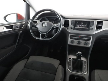 Volkswagen Golf Sportsvan Sportsvan 1.6 TDI BlueMotion 110KM 2015 Volkswagen Golf Sportsvan klimatyzacja grzane, zdjęcie 15