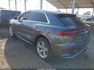 Audi Q8 2023 Audi Q8 Premium Plus 55, 2023r., 4x4, 3.0L 3.0 Benzyna 335KM, zdjęcie 3