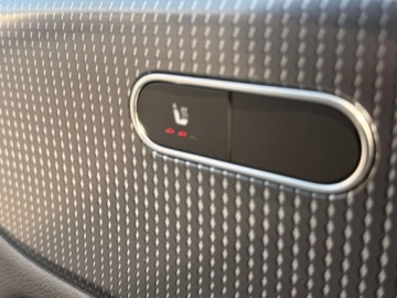 Mercedes GLB SUV 2.0 250 224KM 2020 Mercedes-Benz GLB 250 4Matic I rej. 2021 FV23 salon POLSKA 2.0 Benzyna, zdjęcie 18