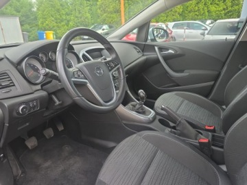 Opel Astra J Sedan 1.4 Turbo ECOTEC 140KM 2015 Astra IV 1.4 T Active, zdjęcie 13