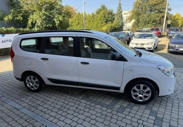 Dacia Lodgy Minivan Facelifting 1.6 SCe 102KM 2018 Dacia Lodgy 1,6 SCe 102KM Klimatyzacja 7-osobowy 1.6 Benzyna 102KM, zdjęcie 4