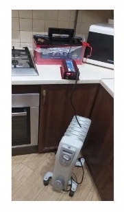 PRZETWORNICA SAMOCHODOWA 12V 230V SINUS 1600W PRĄD