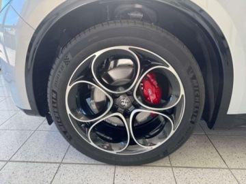 Alfa Romeo Stelvio SUV Facelifting 2023 2.0 GME Turbo 280KM 2025 ALFA ROMEO Stelvio Turbo Veloce Q4 Suv 2.0 (280KM) 2025, zdjęcie 19