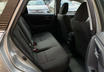 Toyota Auris II Touring Sports Hybrid 135 136KM 2014 Toyota Auris Toyota Auris 1.8 Hybryda 136KM, zdjęcie 16