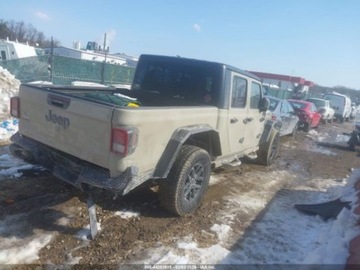 Jeep Gladiator 2022 Jeep Gladiator Altitude 2022 3.6 Benzyna 285KM, zdjęcie 5