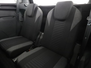Peugeot 5008 II Crossover Facelifting 1.2 PureTech 130KM 2023 Peugeot 5008 FV23% 7 os. virtual cocpit klima auto, zdjęcie 39
