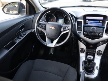 Chevrolet Cruze Kombi 1.4T DOHC 140KM 2013 Chevrolet Cruze 1.4 Turbo, Navi, Klima, zdjęcie 6