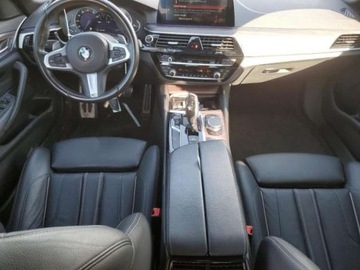 BMW Seria 5 G30-G31 2019 BMW Seria 5 2019, 3.0L, od ubezpieczalni, zdjęcie 7