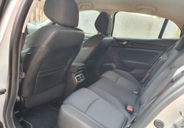 Renault Megane IV Hatchback 5d 1.2 Energy TCe 100KM 2016 Renault Megane LED Bezwypadkowa Serwis GetHelp 1.2 Benzyna 100KM, zdjęcie 12