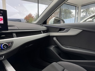 Audi A4 B9 Limousine Facelifting 2.0 35 TFSI 150KM 2023 Audi A4 Limousine 35 TFSI S Line / 1 właściciel /, zdjęcie 24