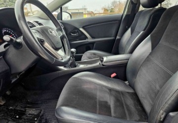 Toyota Avensis III Wagon Facelifting 1.8 Valvematic 147KM 2014 Toyota Avensis Toyota Avensis 1.8 Premium EU5 1.8 Benzyna 147KM, zdjęcie 15