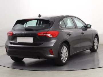 Ford Focus IV Hatchback 1.0 EcoBoost 125KM 2019 Ford Focus 1.0 EcoBoost, Salon Polska, Klima, zdjęcie 4