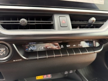 Lexus UX Crossover Facelifting 2.0 250h 184KM 2023 Lexus UX 250h GPF F Sport Design 2WD UX250h F Spor, zdjęcie 23